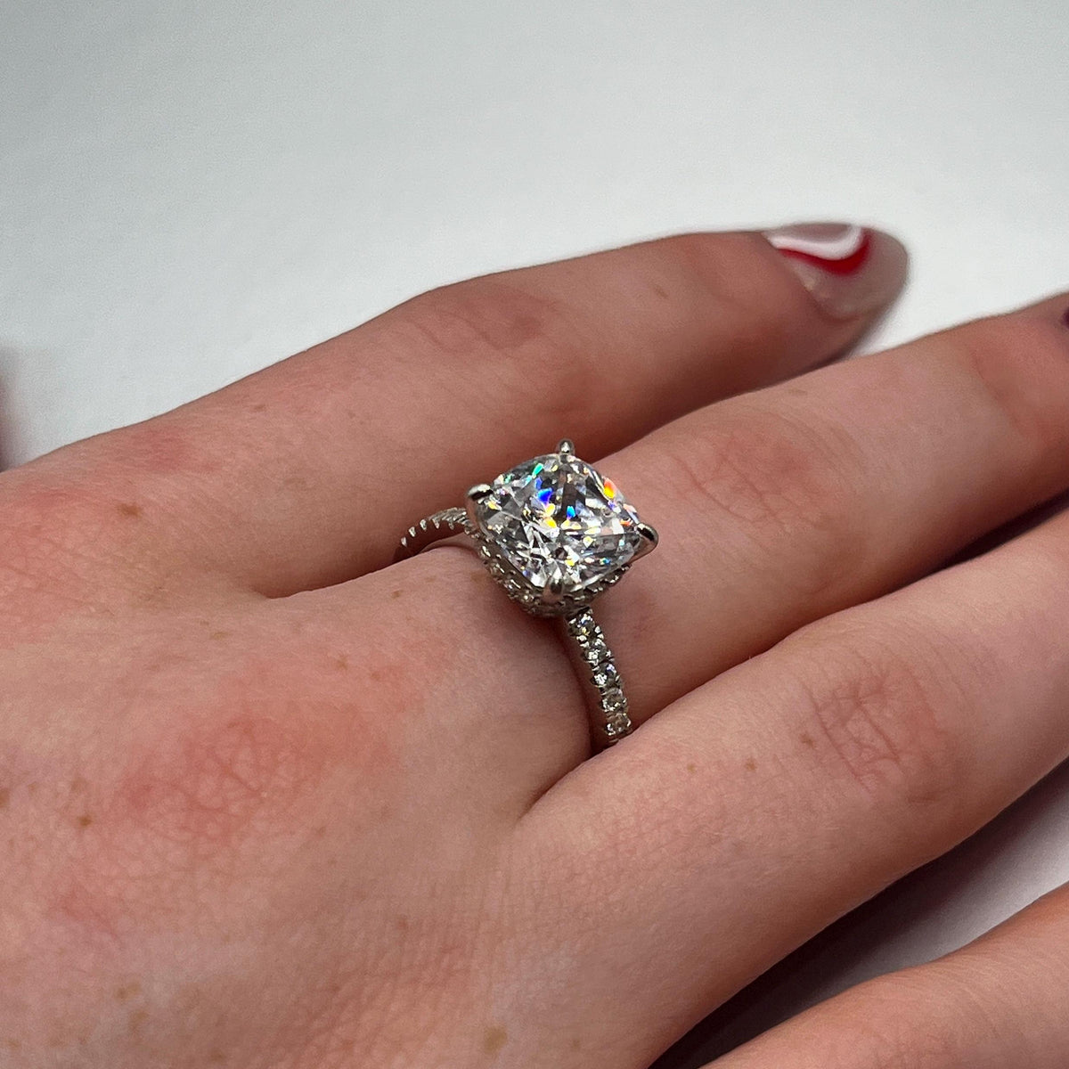 Cushion Cut Moissanite Ring 3 Carat : 925 Sterling Silver