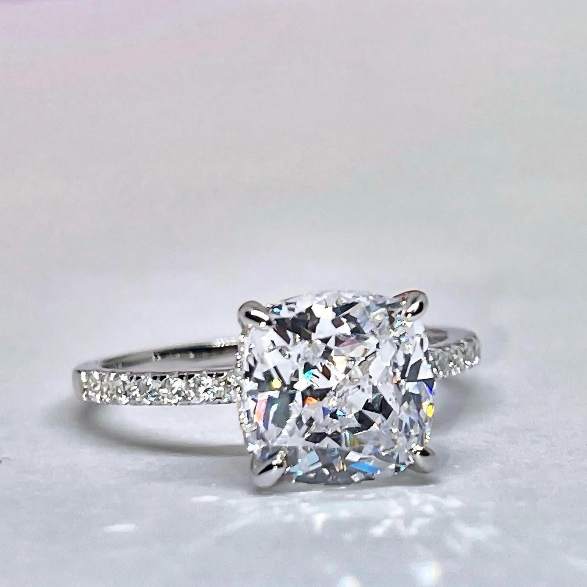 Cushion Cut Moissanite Ring 3 Carat : 925 Sterling Silver