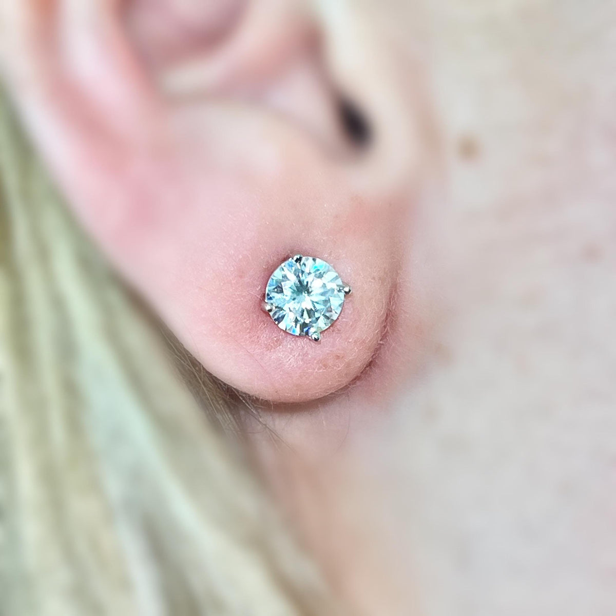 Round Moissanite Stud Earrings: 925 Sterling Silver
