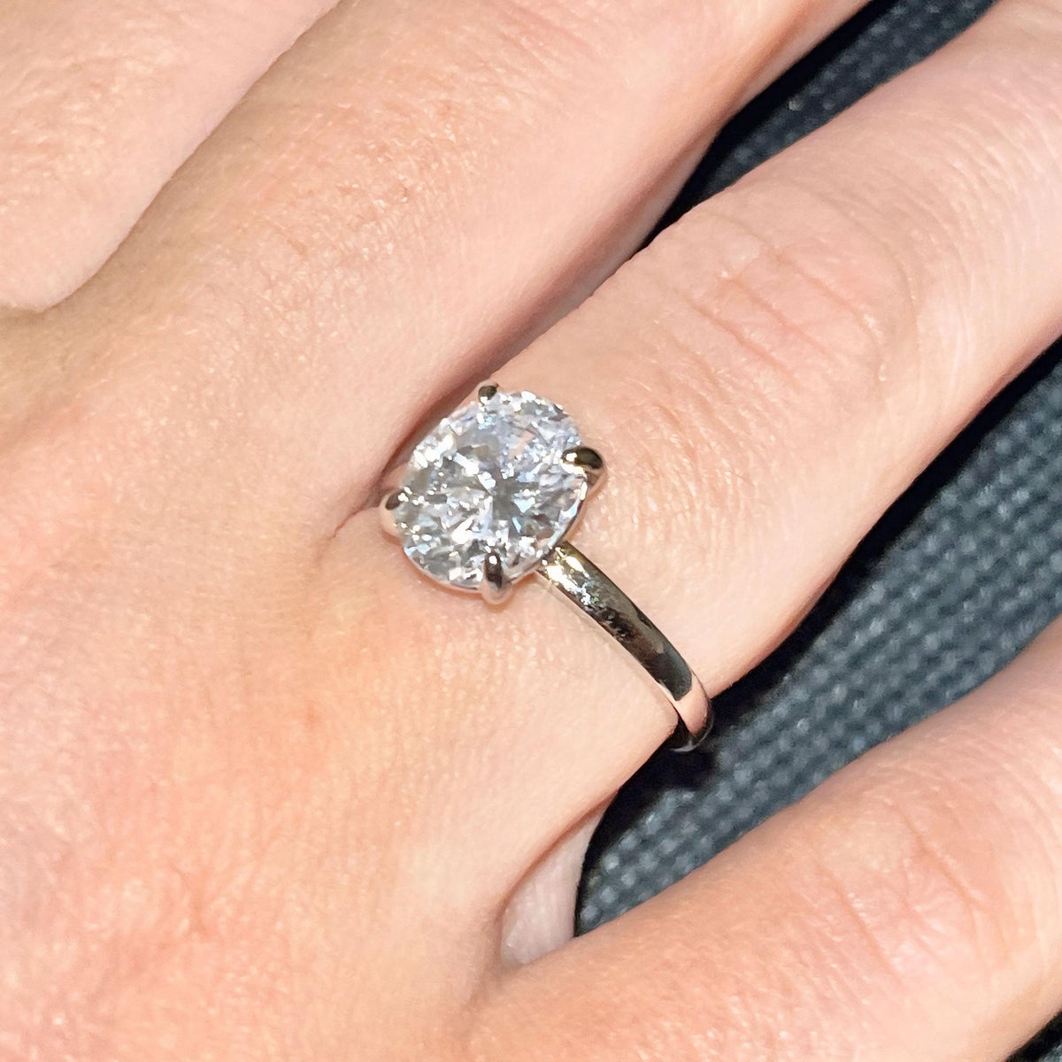 Oval 2ct Moissanite Engagement Ring : Sterling Silver