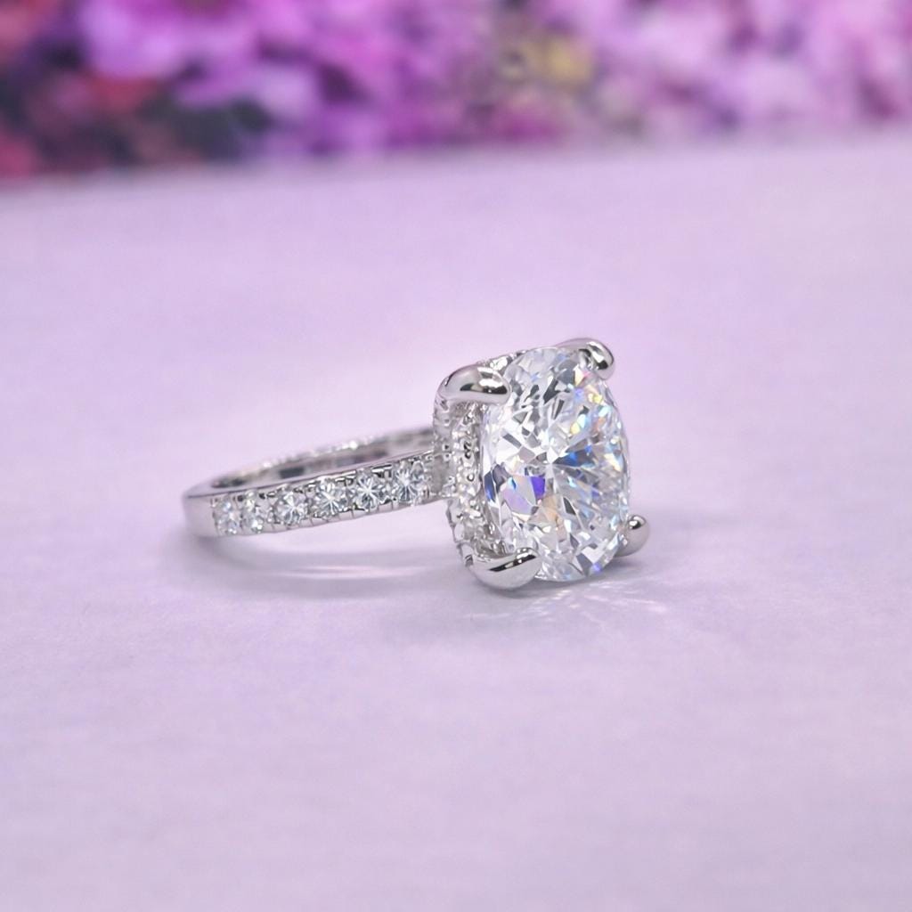 Oval Cut 3 Carat Moissanite Engagement Ring | 925 Silver