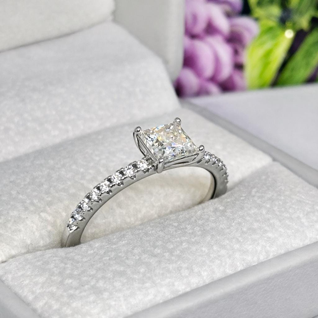 Princess Cut 1 Carat Moissanite Engagement Ring: 925 Sterling Silver