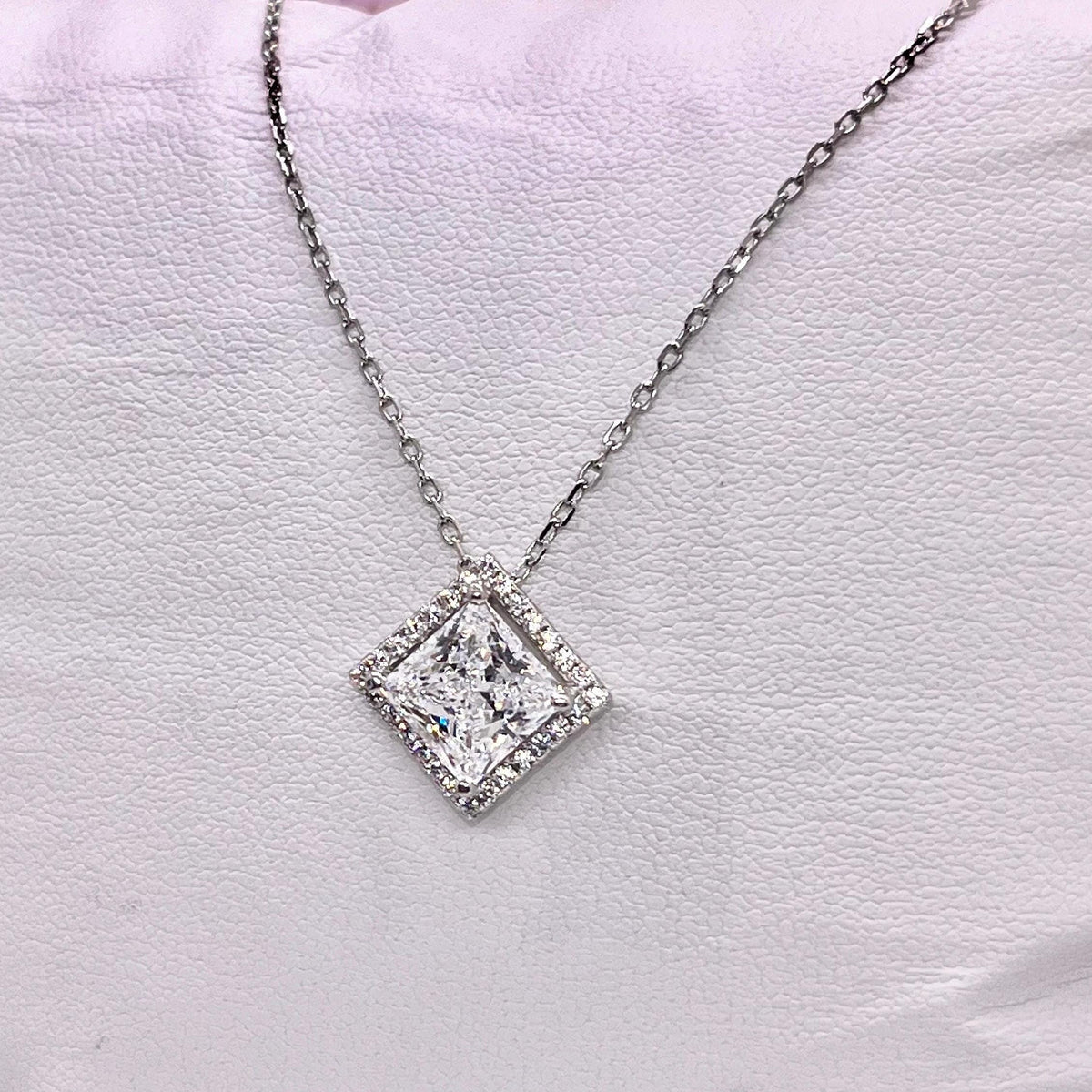 Princess Cut 1.5 Ct  Moissanite Diamond 925 Sterling Silver Pendant Necklace