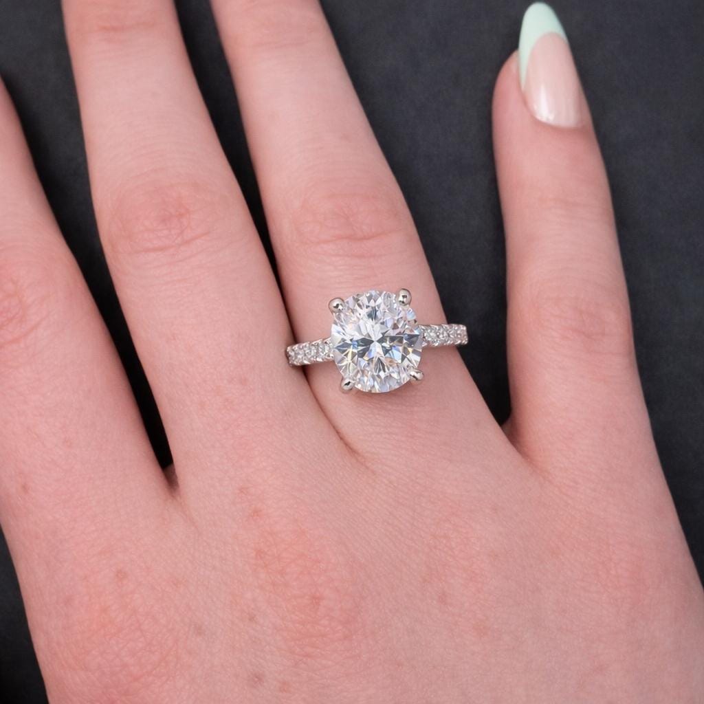 Oval Cut 3 Carat Moissanite Engagement Ring | 925 Silver