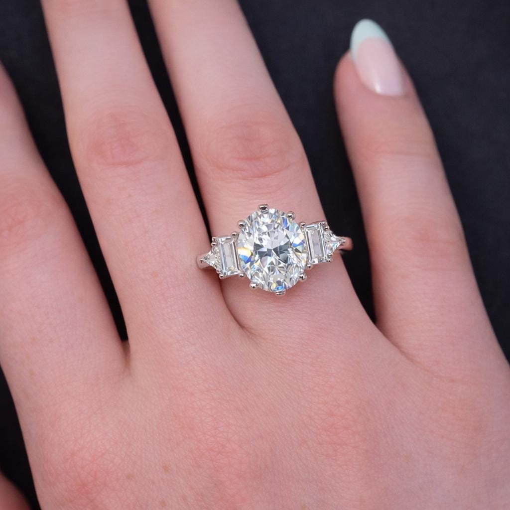 Oval Cut 3CT Moissanite Engagement Ring : 925 Sterling Silver