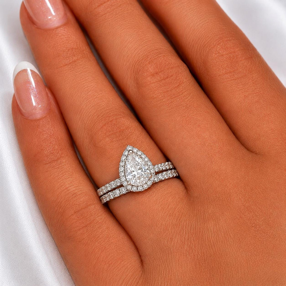 Pear Cut Engagement Ring Set Moissanite 1.5 Carat : 925 Sterling Silver