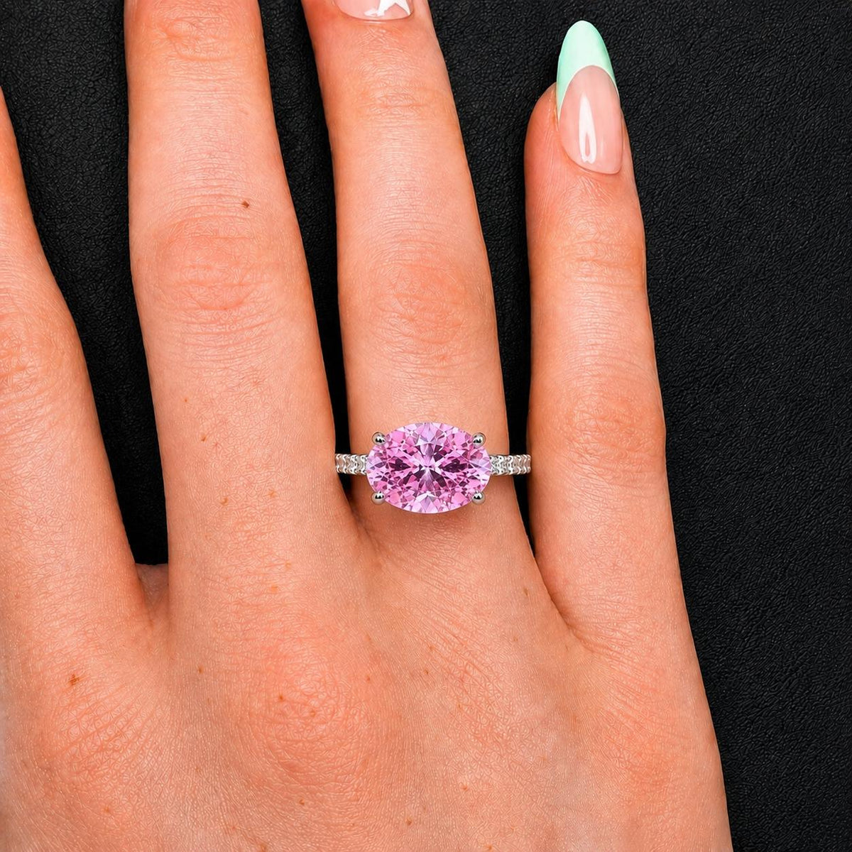 Oval Cut 4 CT Pink Sapphire Ring: 925 Sterling Silver