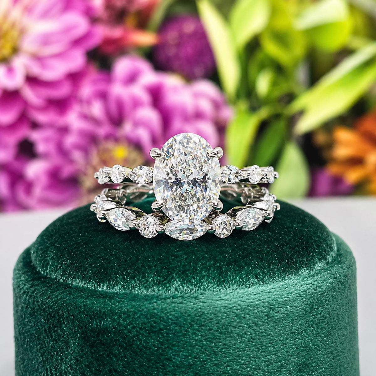 Oval Cut 2.5 Carat Moissanite Diamond Bridal Engagement Wedding Ring Set