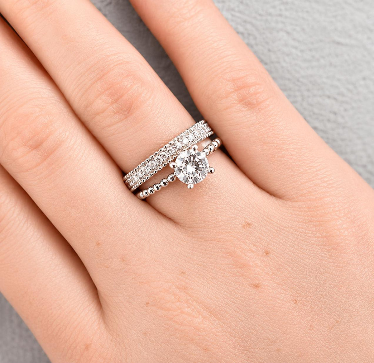 Round Cut Twist 1 Ct Moissanite Engagement Ring Set: 925 Sterling Silver