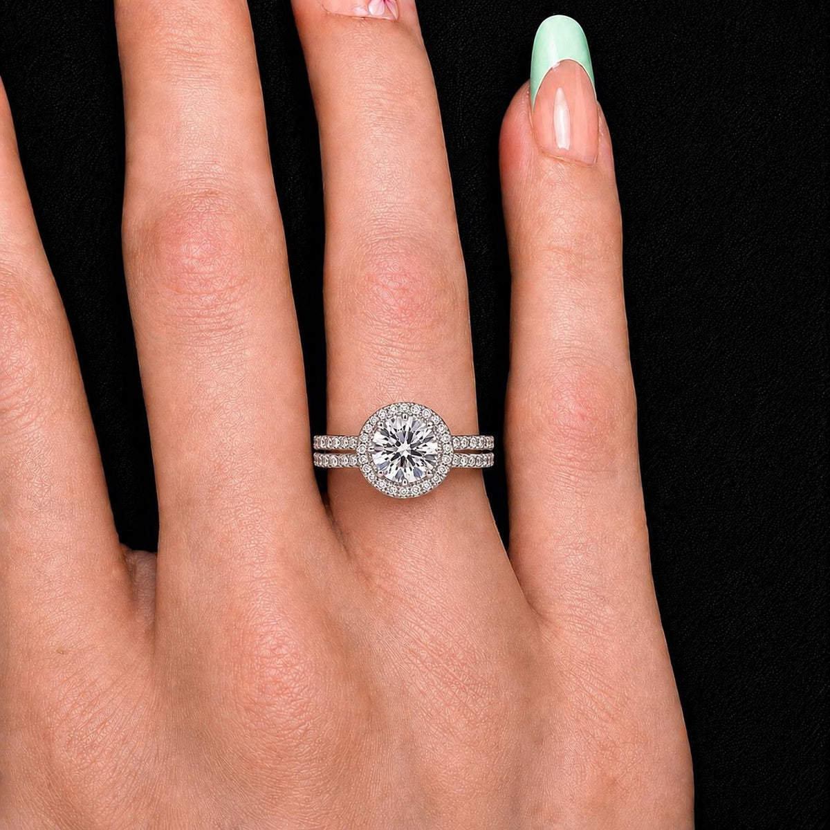 Round Cut Halo 2 Carat Moissanite Engagement Ring : 925 Sterling Silver
