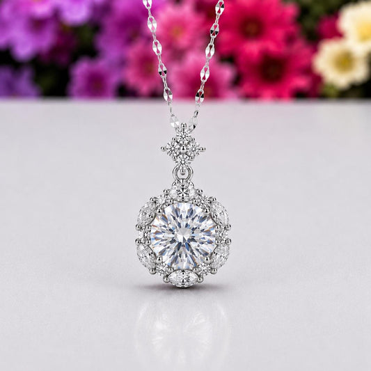 Flower Moissanite Diamond Necklace 2 Carat : 925 Sterling Silver