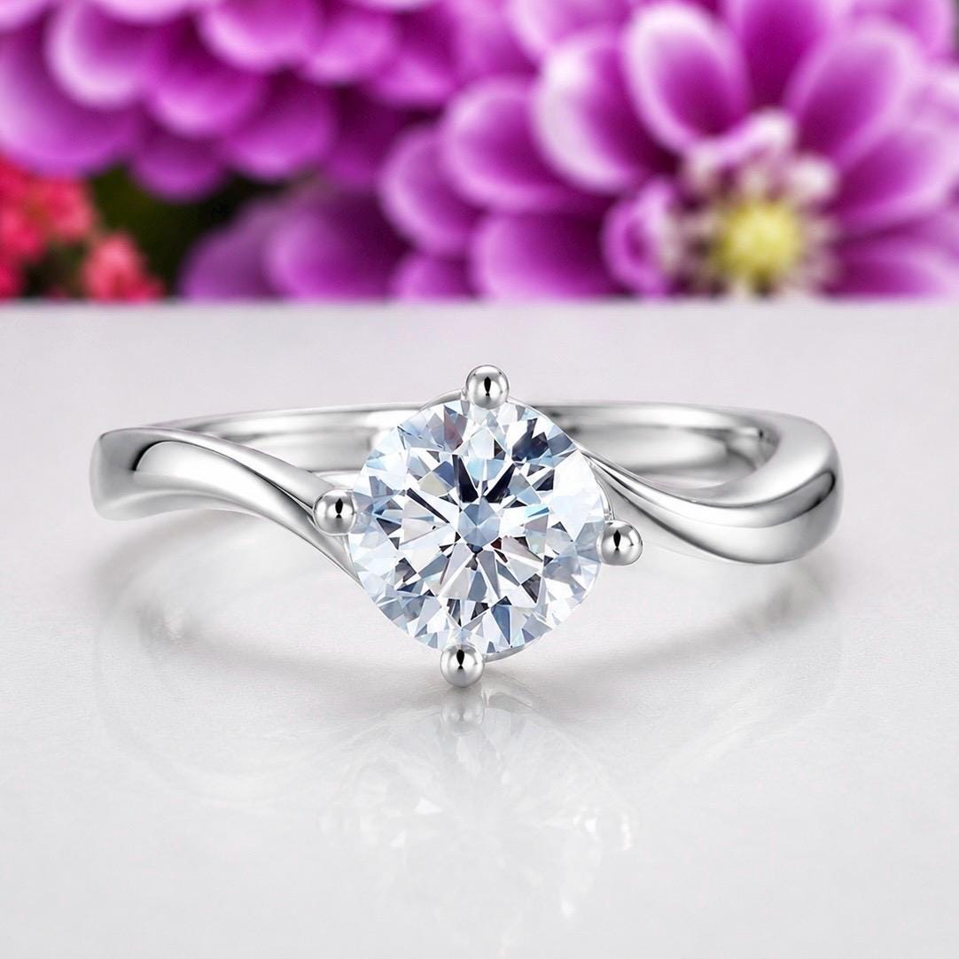 Solitaire 1 Carat Moissanite Diamond Swirl Engagement Ring : 925 Sterling Silver