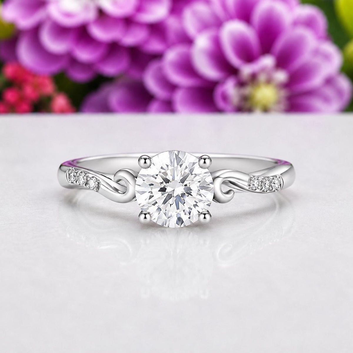 Vintage Style 2 Carat Moissanite Diamond Engagement Ring : 925 Sterling Silver