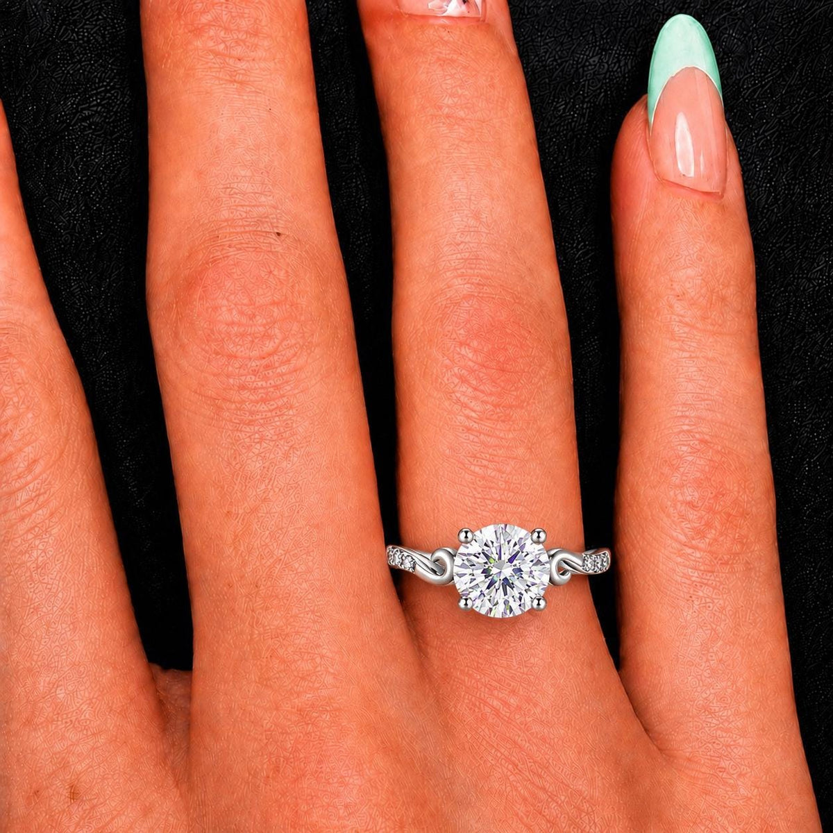 Vintage Style 2 Carat Moissanite Diamond Engagement Ring : 925 Sterling Silver